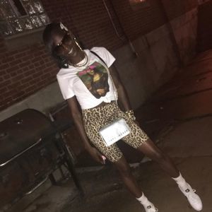 Meet your Posher, Lee lee